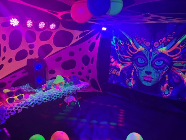 Kids Rave Cave – 3x4.5m Standard Package